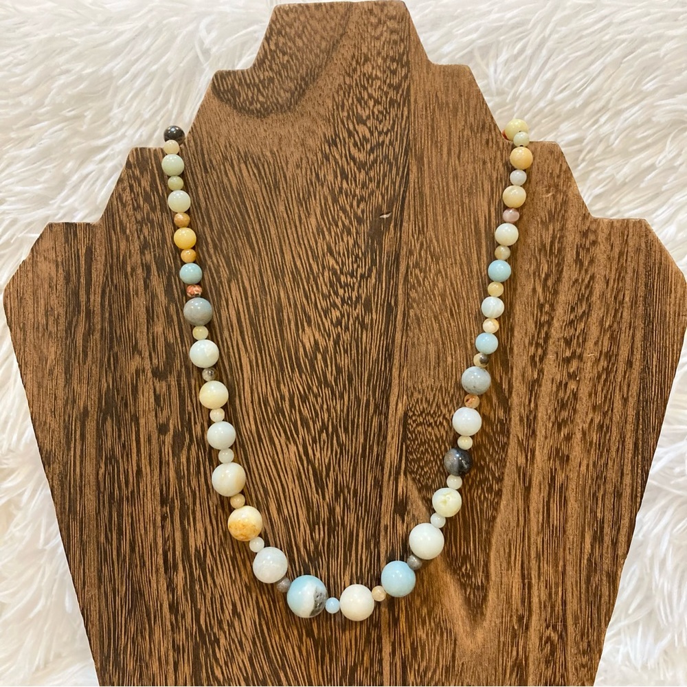 NWT Gemstone Amazonite Adjustable Beaded Necklace 18”-30”